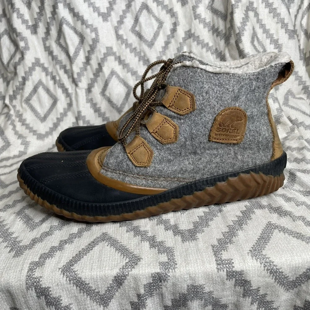 Sorel Womens Size 11 Gray Duck Waterproof NL3150-052‎